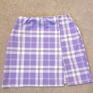 PLAID PURPLE SKIRT!!